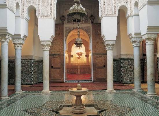 مكناس سوء تعامل الفضاءات السياحية مع الزبناء